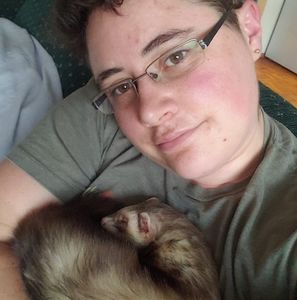 Meet your Posher, Claire